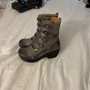Jafa mini boots size 39